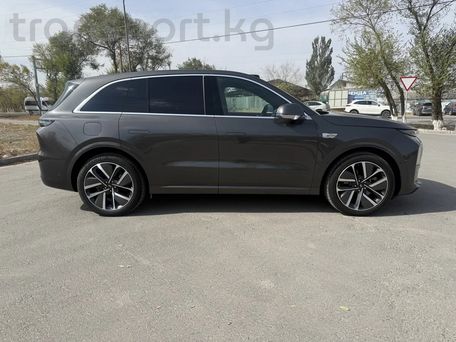 Li Auto (Lixiang) L6, 2024 — 照片 4