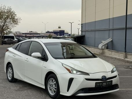 Toyota Prius, 2020 — фото 3