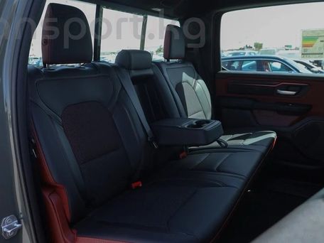 Dodge RAM, 2025 — 照片 3
