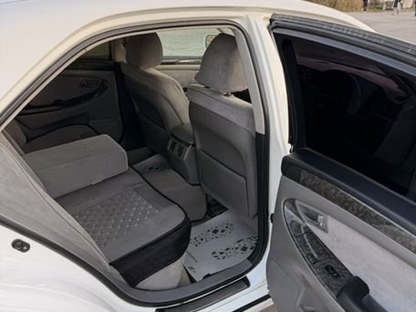 Toyota Crown, 2005 — сүрөт 13