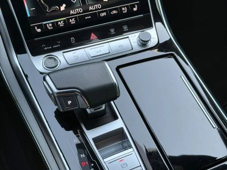 Audi Q7, 2023 — photo 5