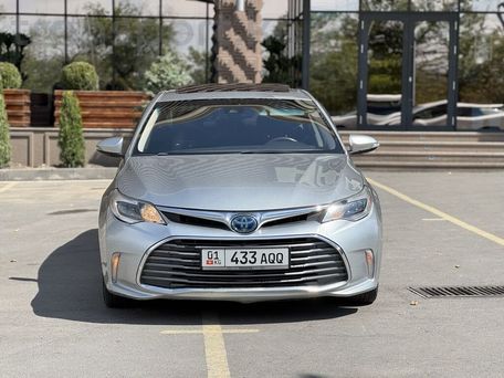 Toyota Avalon, 2017 — фото 1