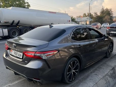 Toyota Camry, 2019 — 照片 4