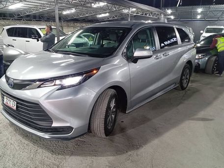 Toyota Sienna, 2021 — 照片 1