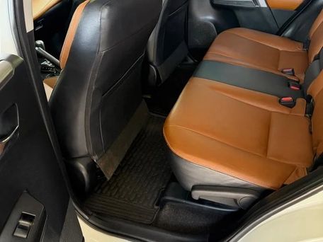 Toyota RAV4, 2015 — фото 7