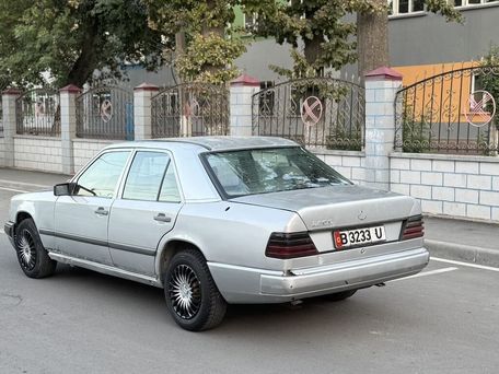 Mercedes-Benz E-Класс, 1989 — photo 6