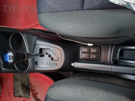 Toyota Prius c, 2016 — photo 15