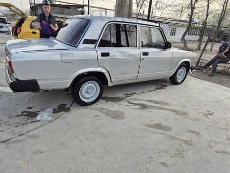 Lada (ВАЗ) 2105, 2010 — сүрөт 3