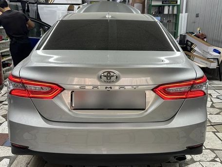 Toyota Camry, 2019 — 照片 5
