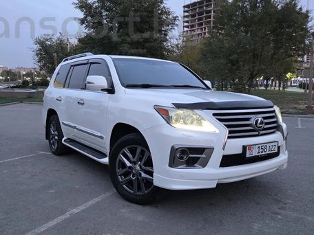 Lexus LX, 2013 — photo 1