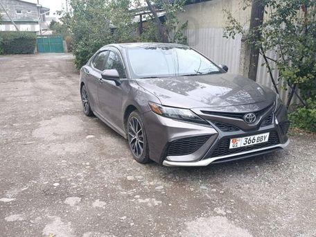 Toyota Camry, 2020 — фото 1