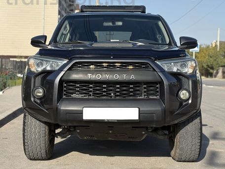 Toyota 4Runner, 2018 — photo 7