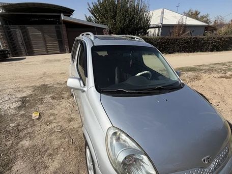 Toyota Yaris, 2004 — photo 4