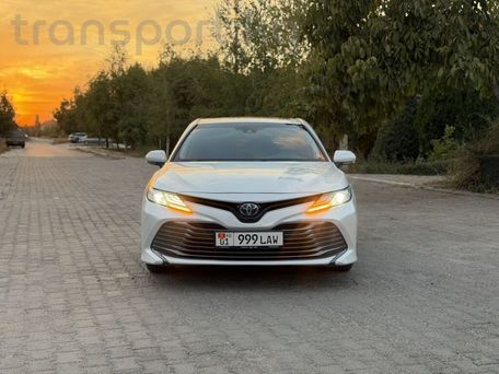 Toyota Camry, 2018 — 照片 3