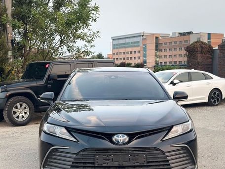 Toyota Camry, 2021 — сүрөт 2
