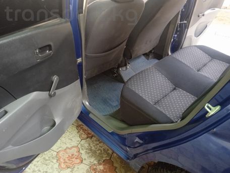Daihatsu Cuore, 2009 — 照片 13