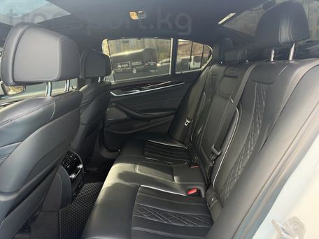 BMW 5 серии, 2020 — 照片 6