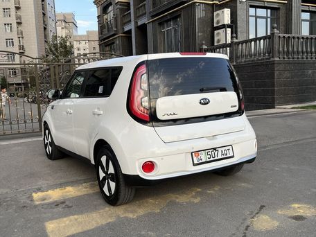 Kia Soul EV, 2018 — фото 5