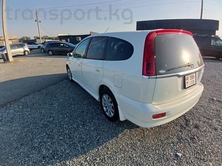 Honda Stream, 2000 — 照片 2