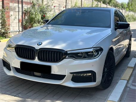 BMW 5 серии, 2017 — фото 1