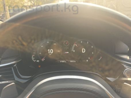 BMW 5 Series, 2019 — photo 8