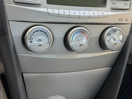 Toyota Camry, 2010 — 照片 10