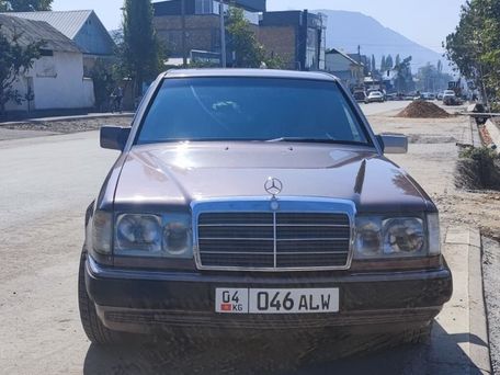Mercedes-Benz W124, 1991
