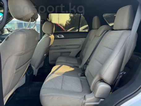 Ford Explorer, 2015 — сүрөт 4