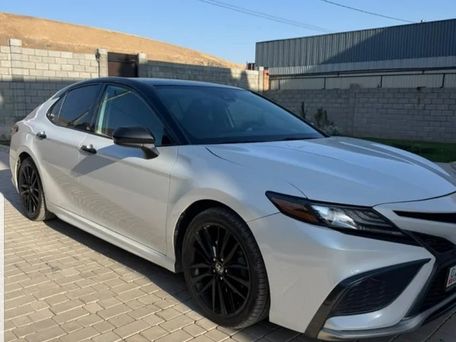 Toyota Camry, 2021 — фото 1