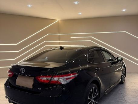 Toyota Camry, 2020 — фото 3