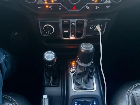 Jeep Wrangler, 2020 — фото 10