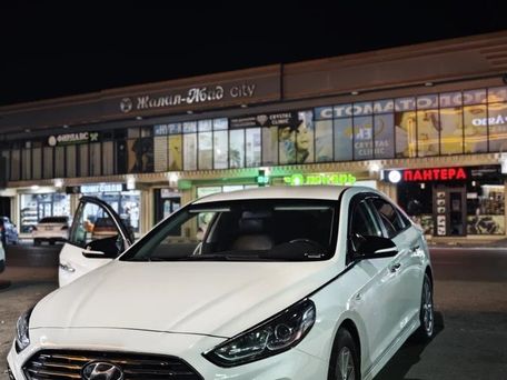 Hyundai Sonata, 2018 — photo 1