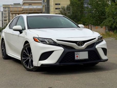 Toyota Camry, 2018 — фото 1