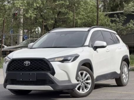 Toyota Corolla Cross, 2025 — 照片 1