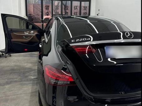 Mercedes-Benz E-Класс, 2023 — фото 3