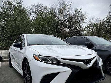 Toyota Camry, 2018 — сүрөт 10