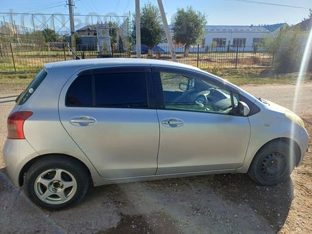 Toyota Vitz, 2005 — 照片 4