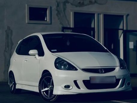 Honda Fit, 2002 — photo 7