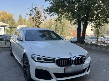 BMW 5 Series, 2022 — photo 1