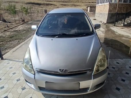 Toyota Wish, 2003 — сүрөт 1