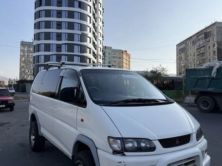 Mitsubishi Delica, 2001 — фото 2