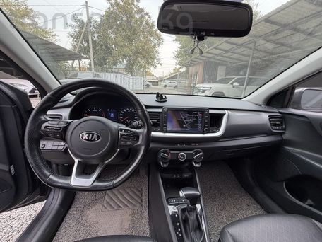 Kia Stonic, 2019 — photo 8