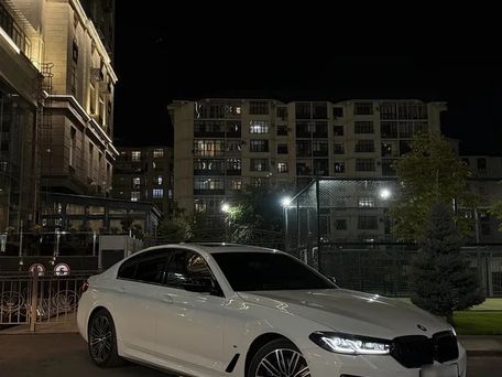 BMW 5 серии, 2020 — photo 1
