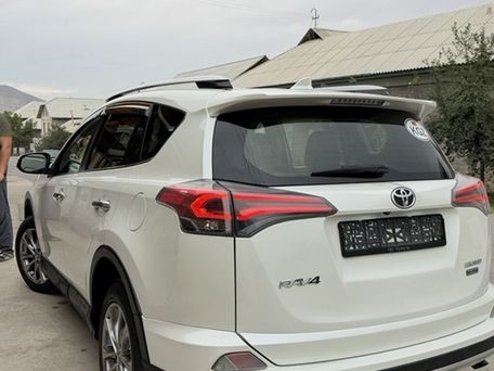 Toyota RAV4, 2015 — сүрөт 6