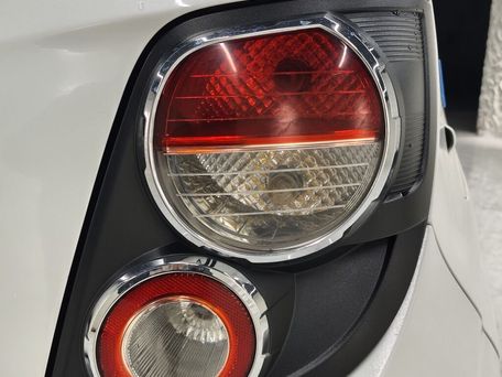 Chevrolet Aveo, 2015 — photo 12