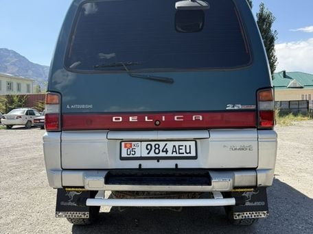 Mitsubishi Delica, 1994 — фото 5