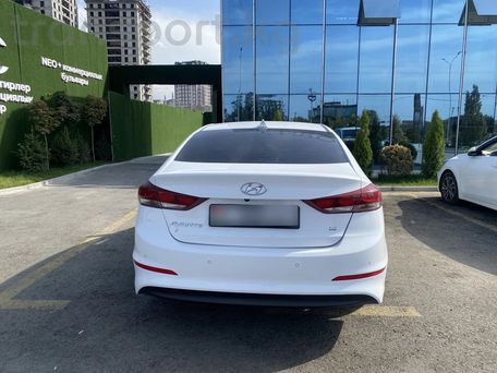 Hyundai Avante, 2018 — photo 2