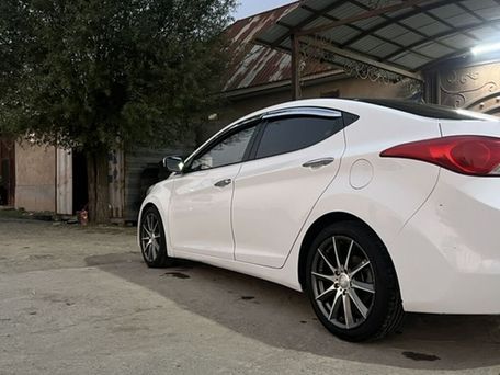 Hyundai Avante, 2011 — photo 4