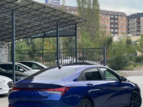 Hyundai Avante, 2022 — 照片 3