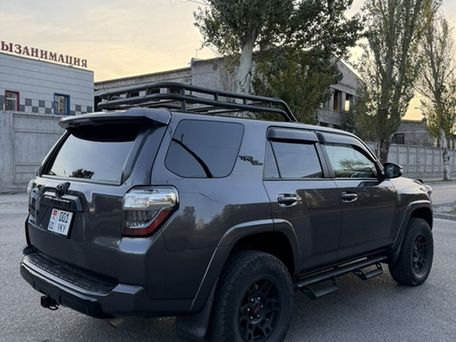 Toyota 4Runner, 2020 — photo 5